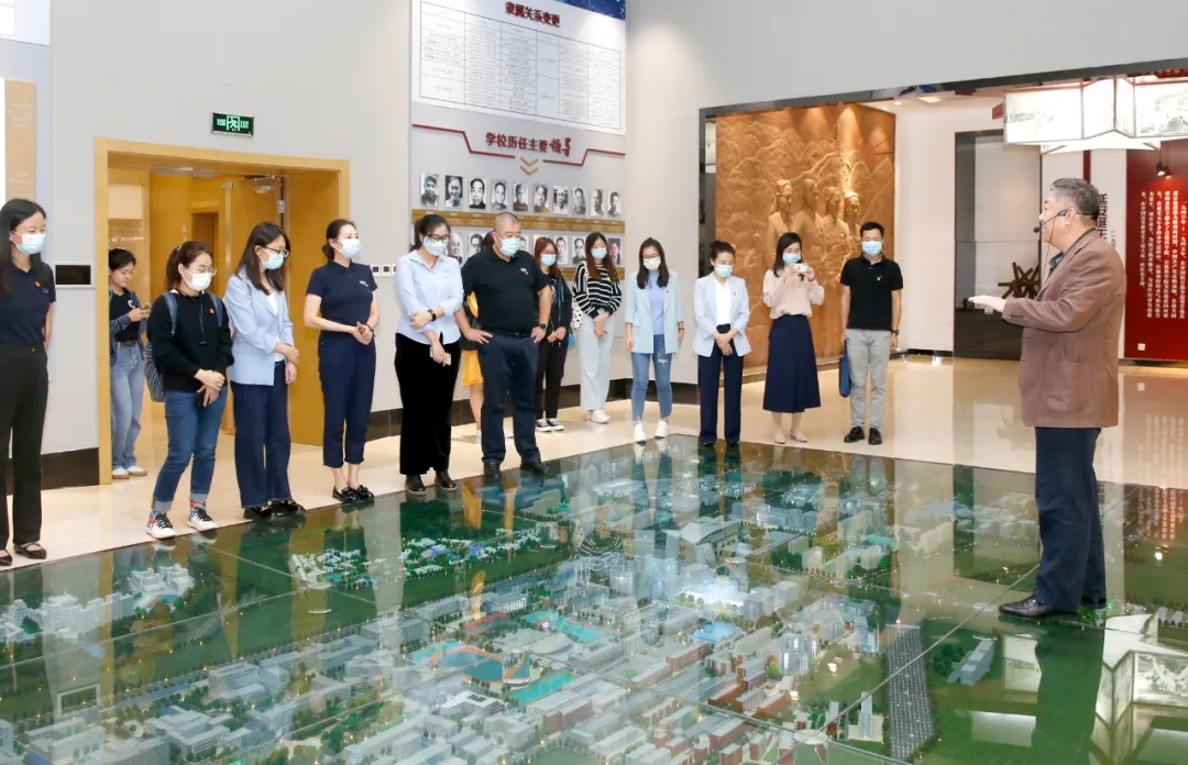 1.webp.jpg 1.webp.jpg