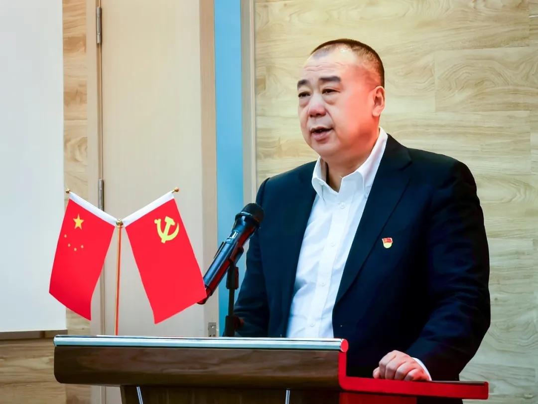 4.webp.jpg 4.webp.jpg