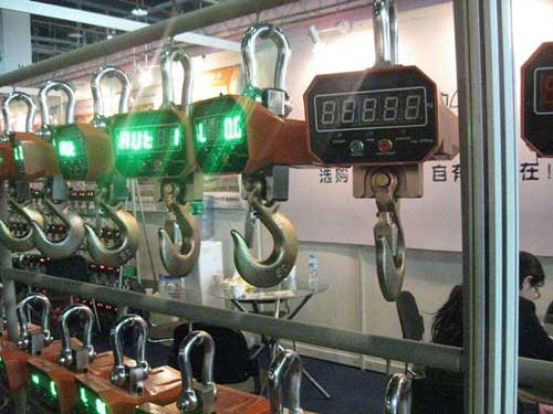 電子吊秤廠家直銷_電子吊稱廠家價(jià)格/技術(shù)參數(shù)及使用說明(圖2) 電子吊秤廠家