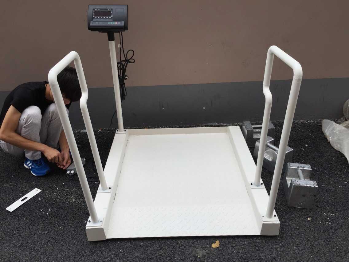 醫用輪椅秤-可連醫院電腦系統(圖1)